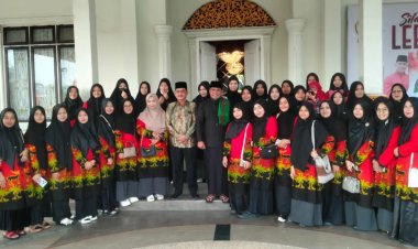 Bupati H.Zukri Lepas Keberangkatan Kafilah Pelalawan untuk Mengikuti MTQ ke-42 Provinsi Riau