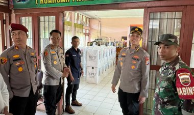 Usai Perhitungan Suara, Dansat Brimob Beserta Rombongan Lakukan Cooling System dan Pengecekan ke PPK