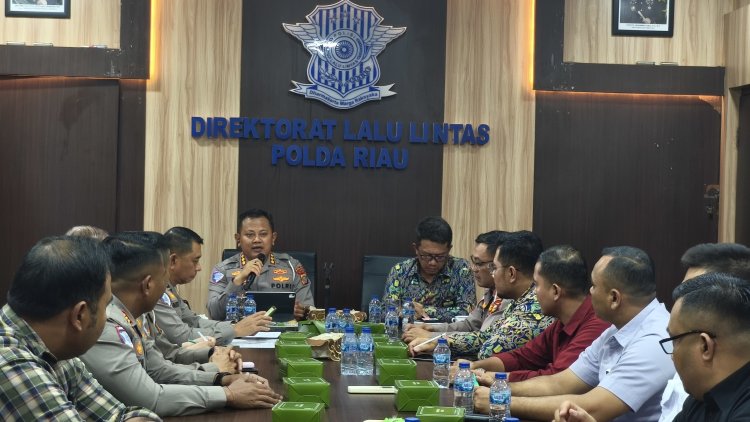 Demi Wujudkan Keamanan Saat Libur Panjang, Dirlantas Polda Riau Gelar Rapat Forum LLAJ
