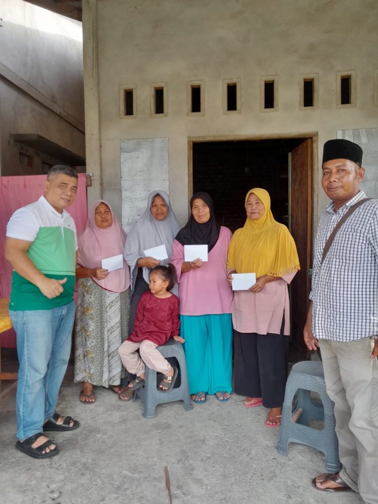 Anggota DPRD Bengkalis H. Muhammad Rafee Kembali Salurkan Bantuan UMKM dari Gaji ke-5