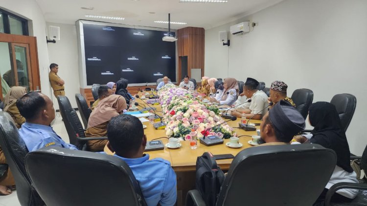 Komisi II DPRD Kampar Bersama Forum Honorer R2 dan R3 Gelar RDP Terkait Nasib Honorer Terancam dirumahkan