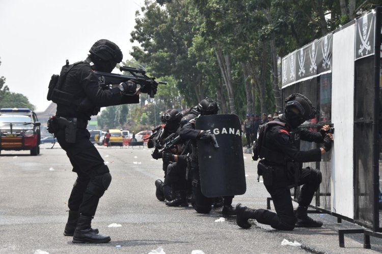 Dilatih Intensif Dansat Brimob, Polda Riau Bentuk Tim Khusus Anti Kejahatan Jalanan