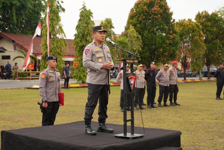 Kapolda Riau Pimpin Apel di Mako Brimob : Apresiasi Sikap Profesional, Keberanian dan Ketangguhan