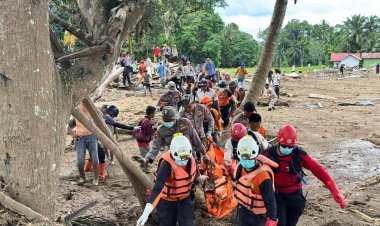Kesetiaan Brimob pada Kemanusiaan: Evakuasi Penuh Hormat untuk Almarhumah Samsimar