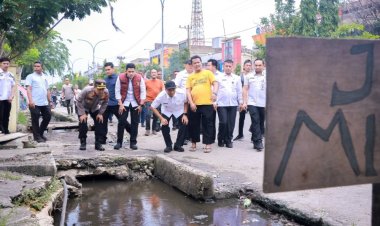 Pemko Pekanbaru Gerak Cepat Benahi Drainase Pasar Cik Puan Jelang Nataru