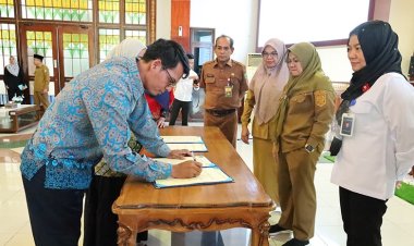 Bupati Afni Zulkifli Dorong 56 Dapur MBG di Siak Belanja dari Petani dan UMKM Setempat