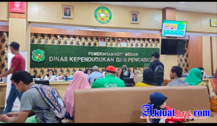 Diduga Marak Calo dan Pungli di Dukcapil Medan, Kadis Baginda Siregar: “Beritakan Saja!”